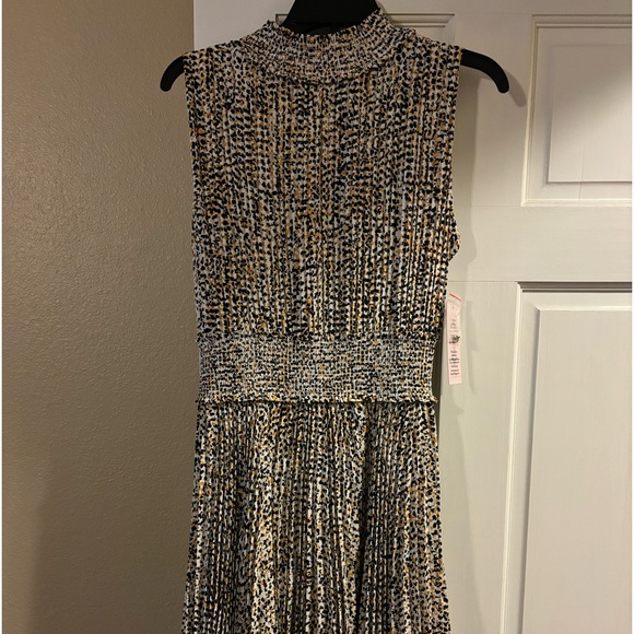 Saks Off Fifth Nanette Dress - Picture 1 of 5